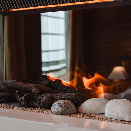 Maison D'Hote Les Notes Endormies Suite Le Refuge Walcourt ภายนอก รูปภาพ